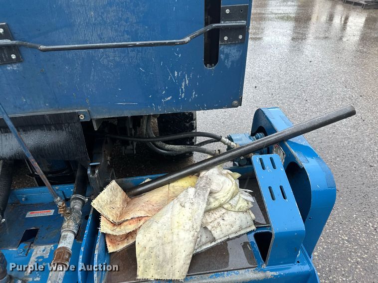 image for item EB2783 Zamboni ice resurfacer
