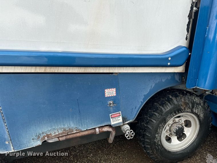 image for item EB2783 Zamboni ice resurfacer