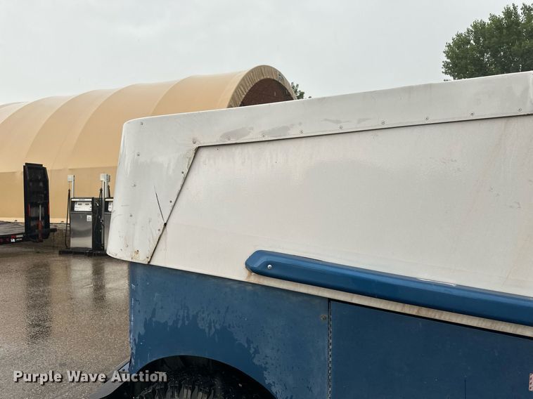 image for item EB2783 Zamboni ice resurfacer