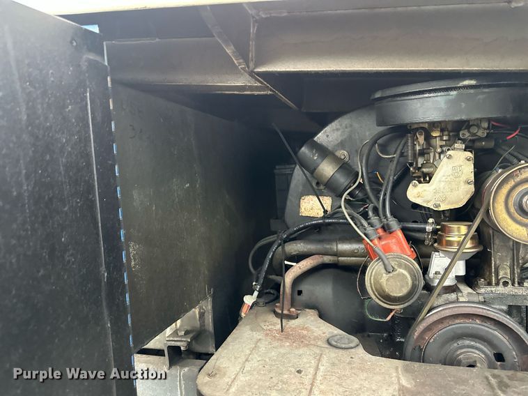 image for item EB2783 Zamboni ice resurfacer