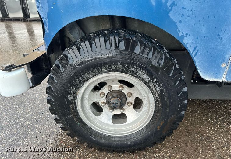 image for item EB2783 Zamboni ice resurfacer