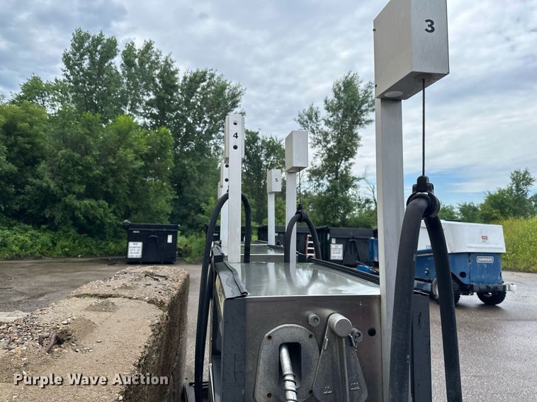 image for item EB2788 (3) fuel pumps