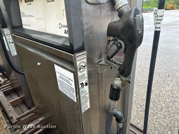 image for item EB2788 (3) fuel pumps