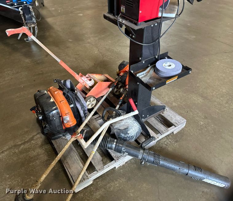 image for item EB2792 Lawn and garden equipment