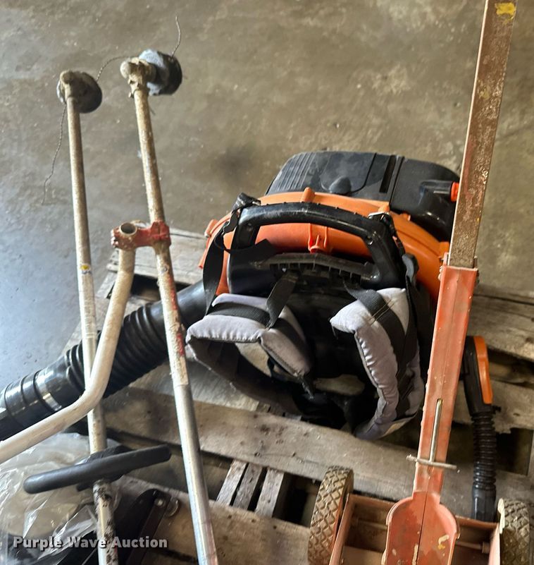 image for item EB2792 Lawn and garden equipment