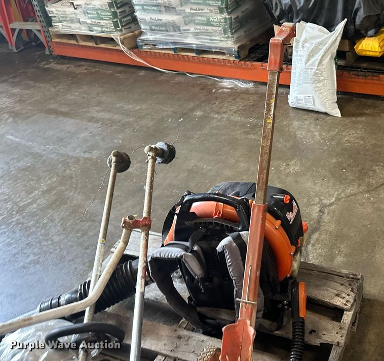 image for item EB2792 Lawn and garden equipment