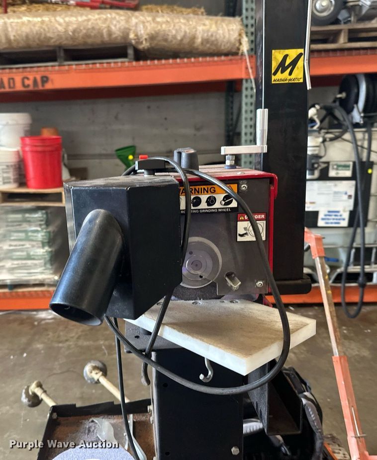 image for item EB2792 Lawn and garden equipment