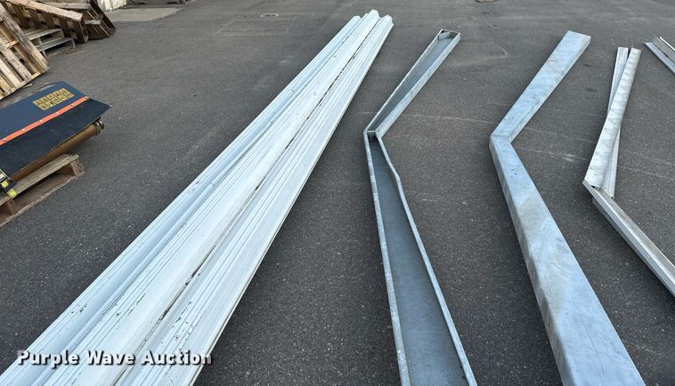 image for item EB2793 Shelter building materials