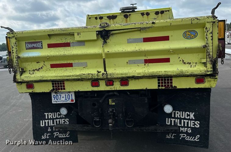 image for item EB2794 2000 Ford F550 dump truck