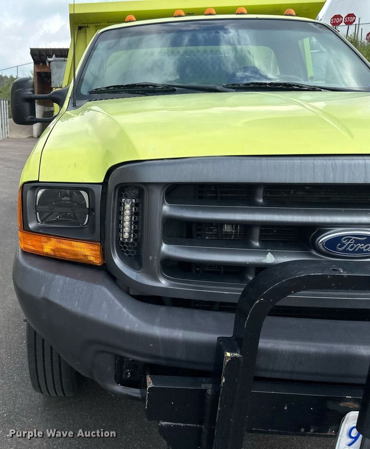 image for item EB2794 2000 Ford F550 dump truck