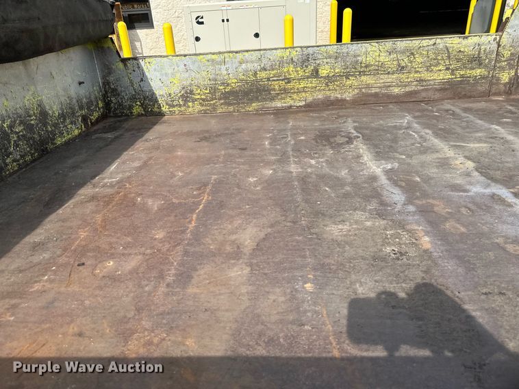 image for item EB2794 2000 Ford F550 dump truck