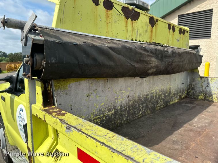 image for item EB2794 2000 Ford F550 dump truck