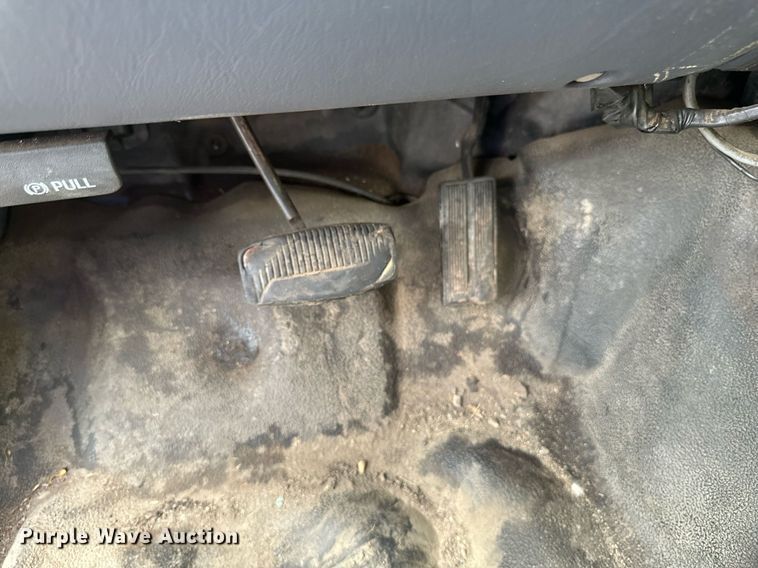 image for item EB2794 2000 Ford F550 dump truck