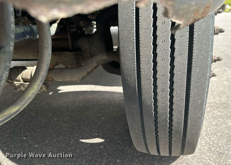 image for item EB2794 2000 Ford F550 dump truck