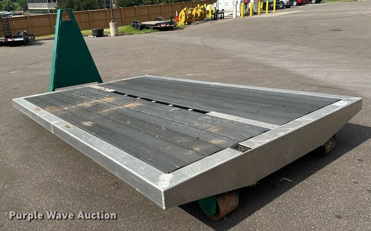 image for item EB2796 Hook lift bed
