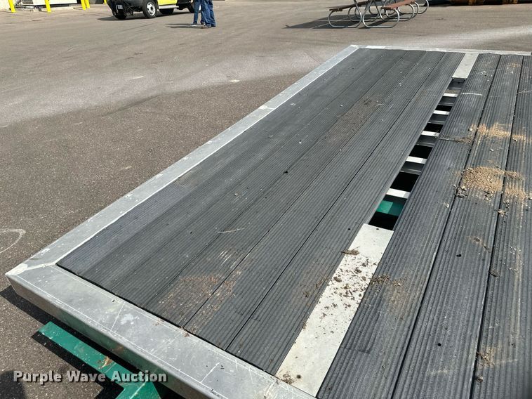 image for item EB2796 Hook lift bed