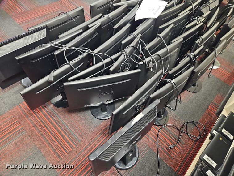 image for item EB8153 Approximately 241 computer monitors