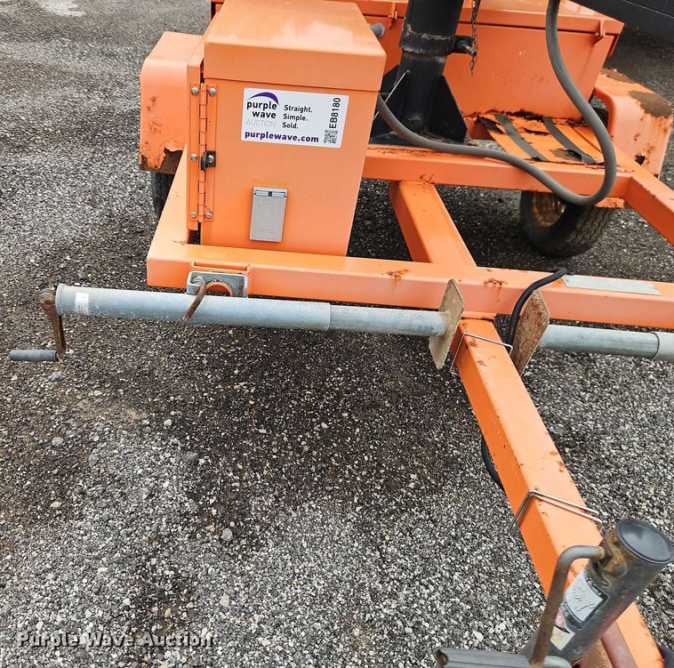 image for item EB8180 2007 American Signal message board trailer