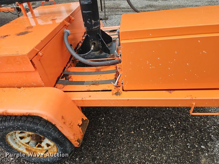 image for item EB8180 2007 American Signal message board trailer