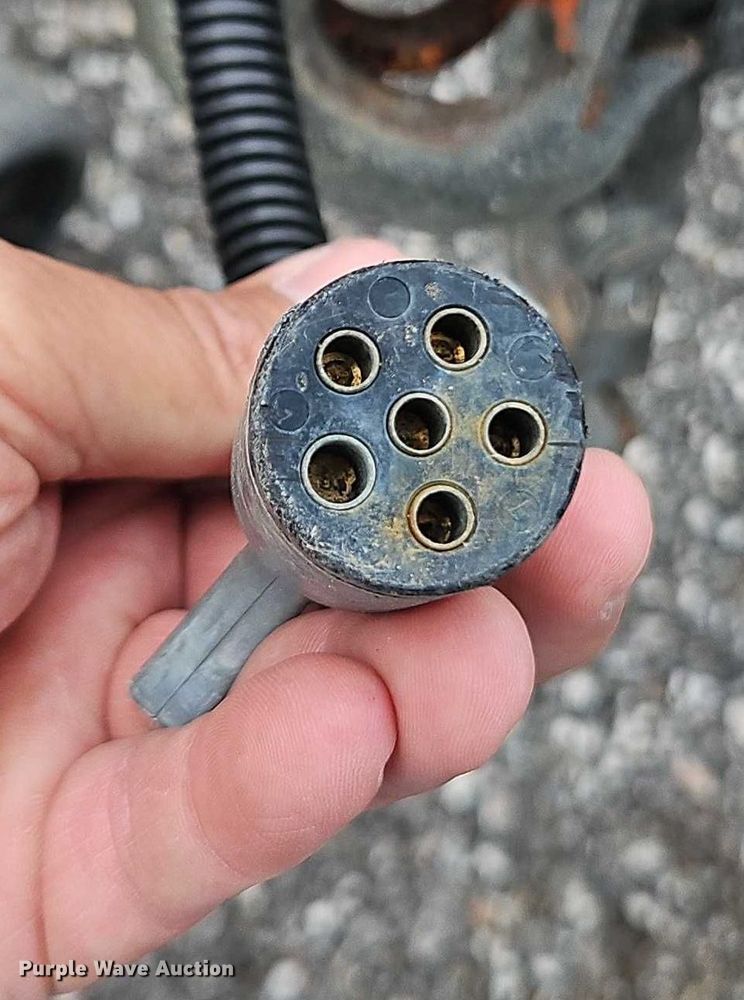 image for item EB8180 2007 American Signal message board trailer