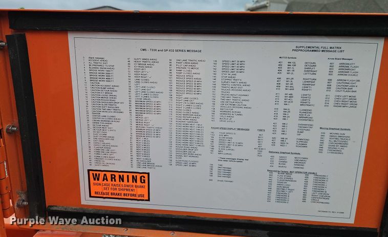 image for item EB8180 2007 American Signal message board trailer