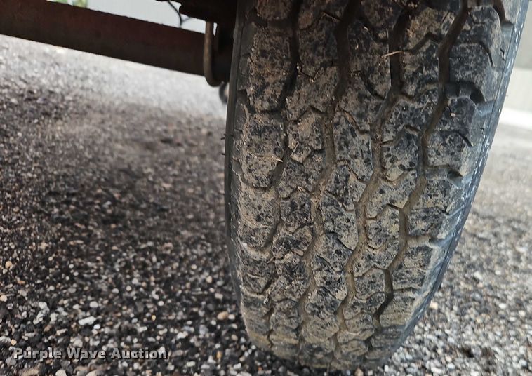 image for item EB8180 2007 American Signal message board trailer