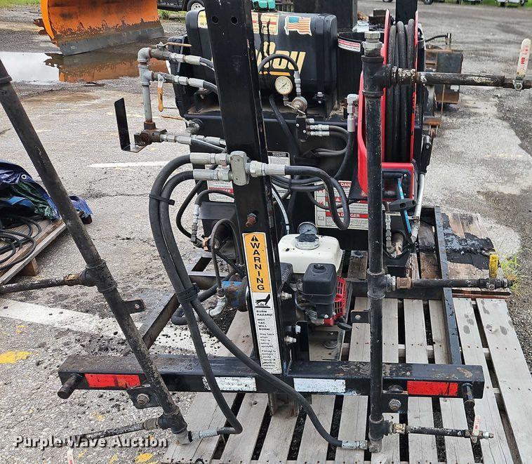 image for item EB8185 LeeBoy 150 tack distributor 