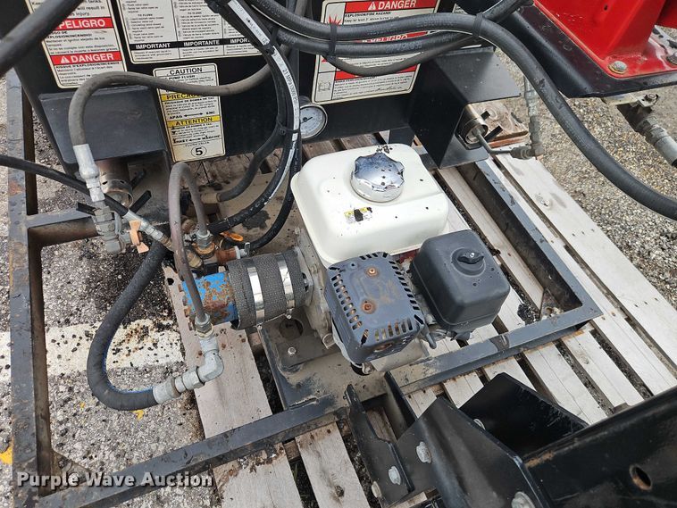 image for item EB8185 LeeBoy 150 tack distributor 