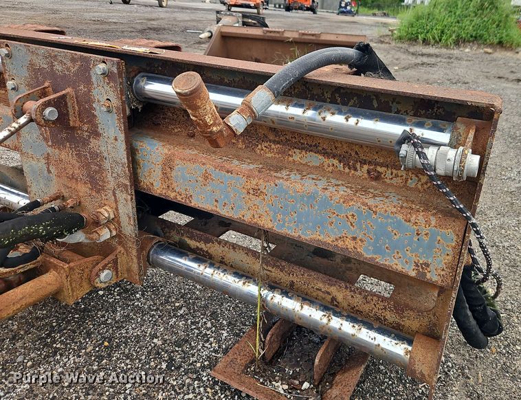 image for item EB8189 Ingersoll Rand SG50 Grinder skid steer stump grinder