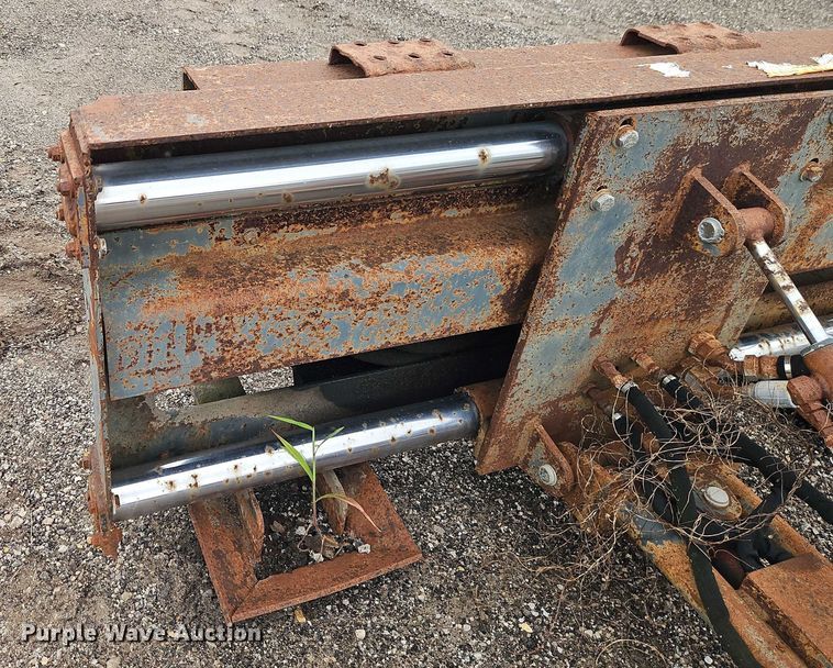 image for item EB8189 Ingersoll Rand SG50 Grinder skid steer stump grinder