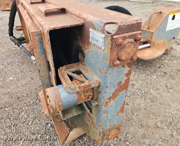 image for item EB8189 Ingersoll Rand SG50 Grinder skid steer stump grinder