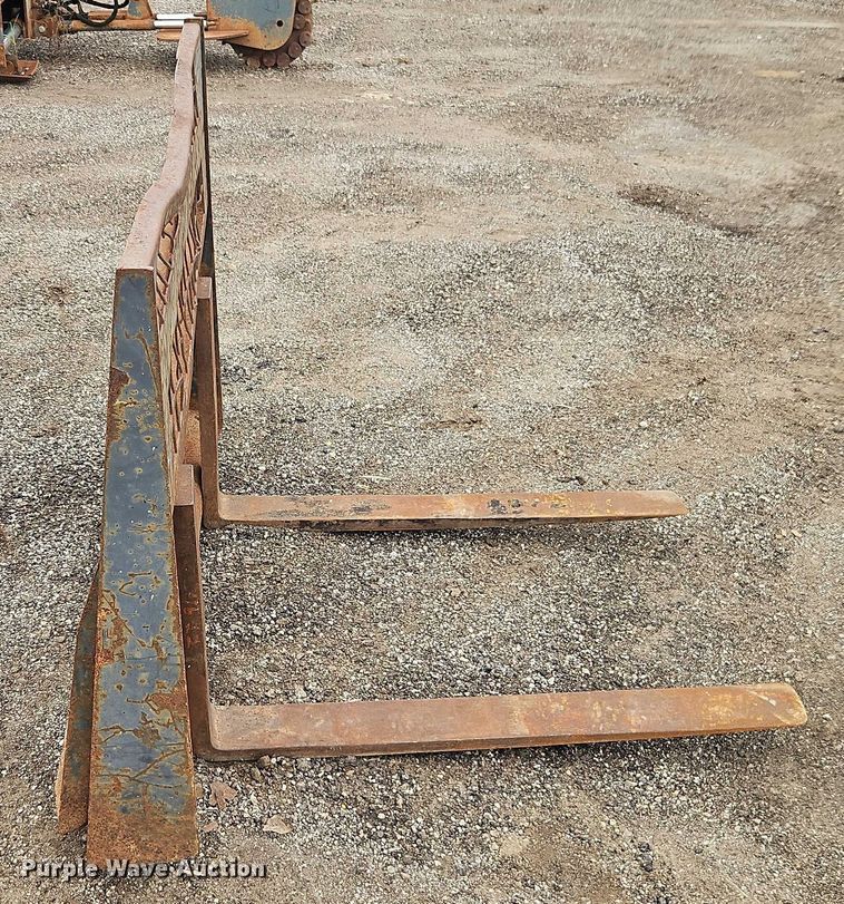 image for item EB8190 40