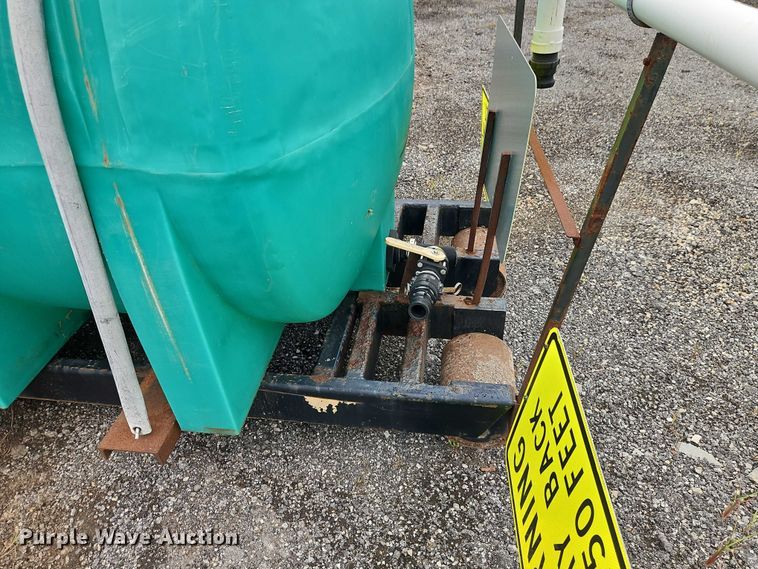 image for item EB8195 Hook lift tank bed