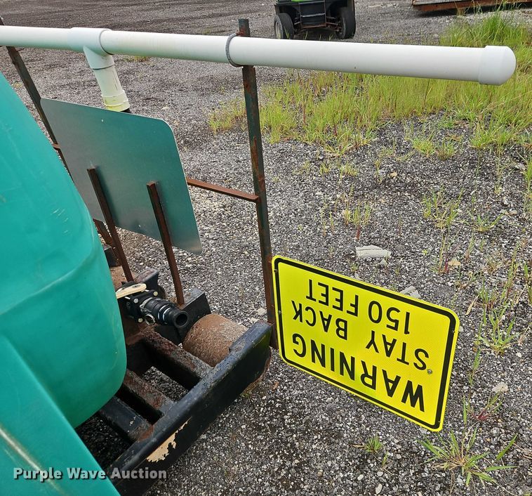 image for item EB8195 Hook lift tank bed