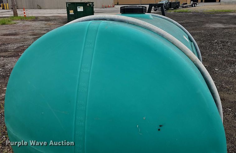 image for item EB8195 Hook lift tank bed