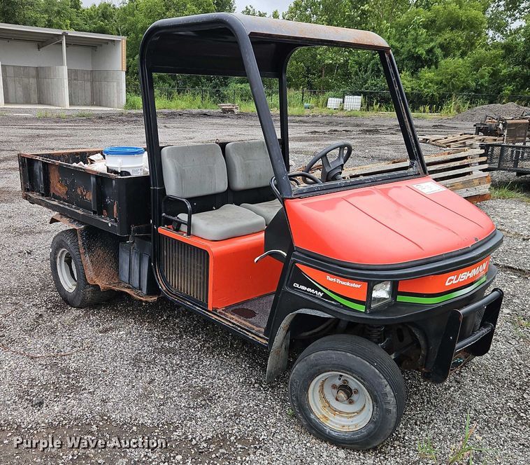 image for item EB8196 Cushman Turf-Truckster utility vehicle