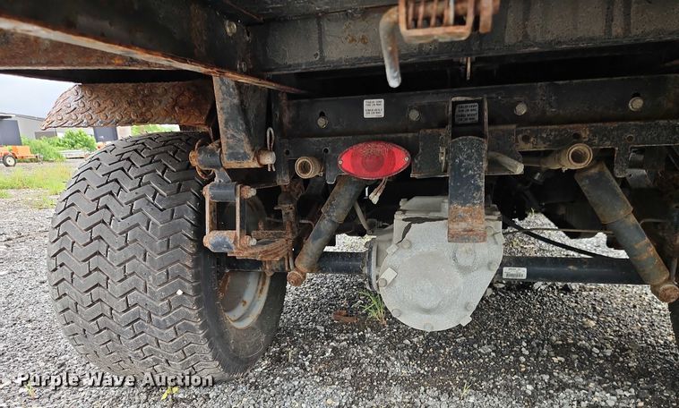 image for item EB8196 Cushman Turf-Truckster utility vehicle