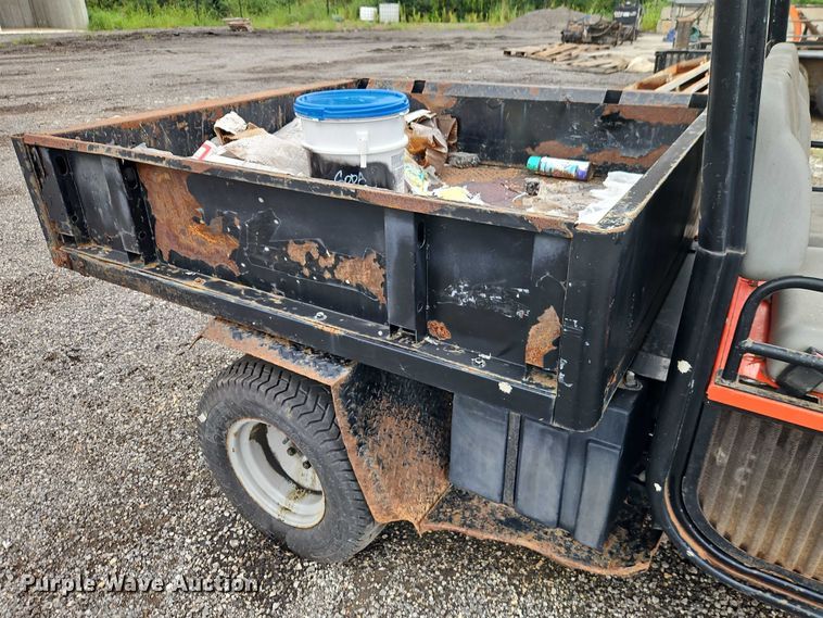 image for item EB8196 Cushman Turf-Truckster utility vehicle