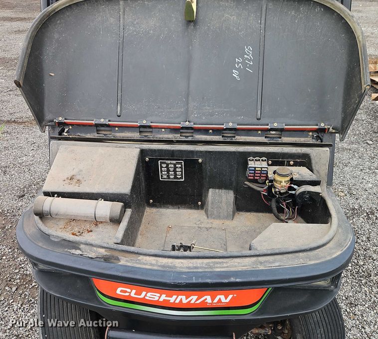 image for item EB8196 Cushman Turf-Truckster utility vehicle