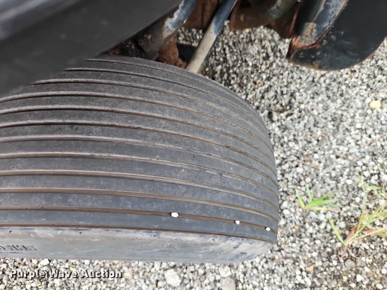 image for item EB8196 Cushman Turf-Truckster utility vehicle