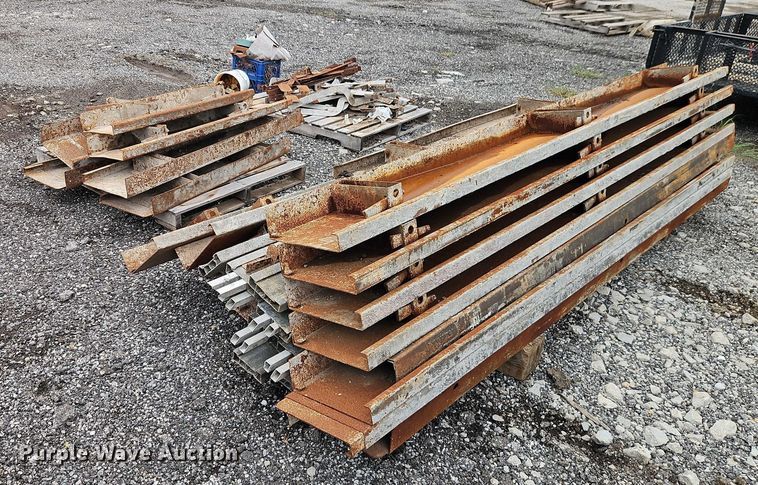 image for item EB8197 Concrete curb forms