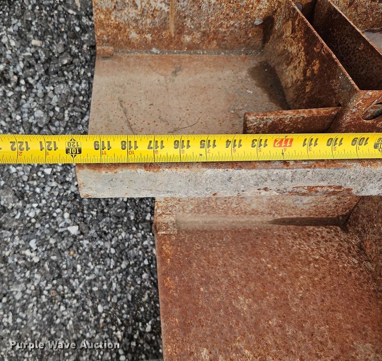 image for item EB8197 Concrete curb forms