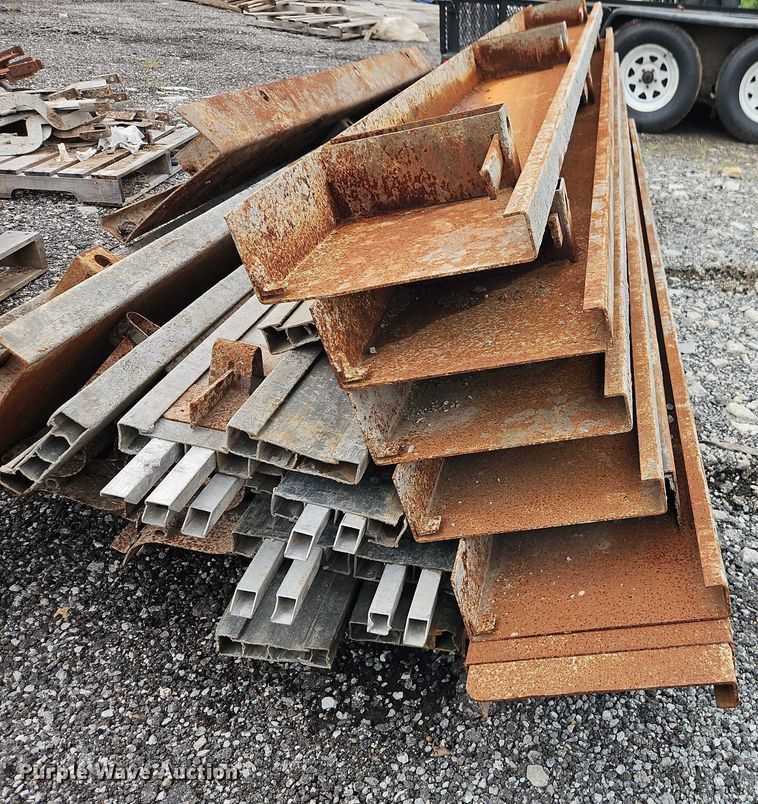 image for item EB8197 Concrete curb forms