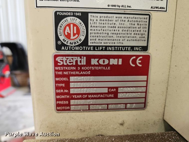 image for item EB8198 (4) Stertil Koni ST-1072 column lifts