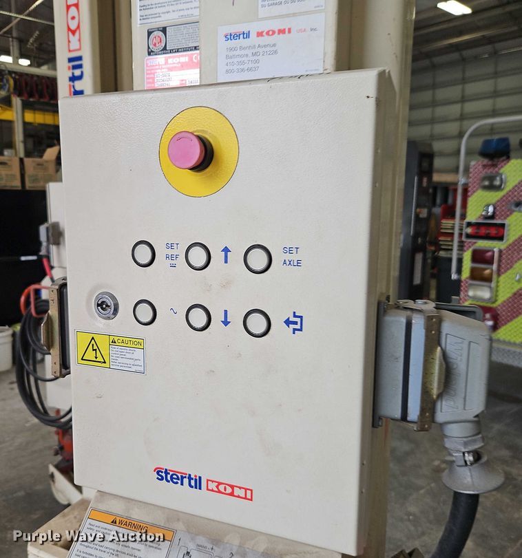 image for item EB8198 (4) Stertil Koni ST-1072 column lifts