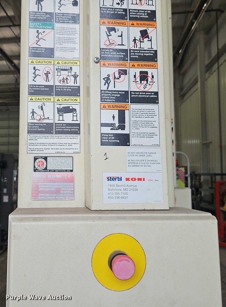 image for item EB8198 (4) Stertil Koni ST-1072 column lifts