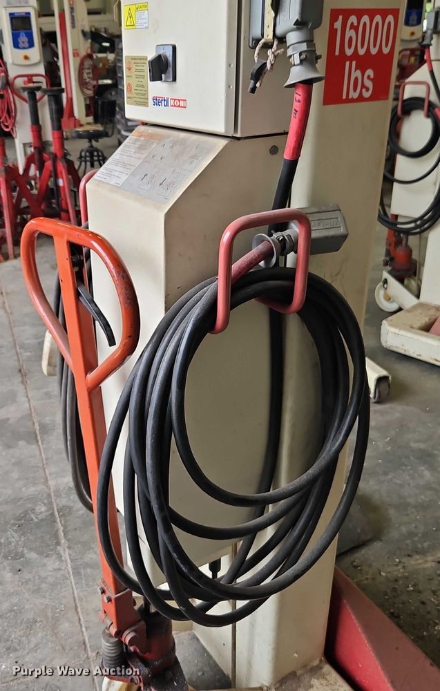 image for item EB8198 (4) Stertil Koni ST-1072 column lifts