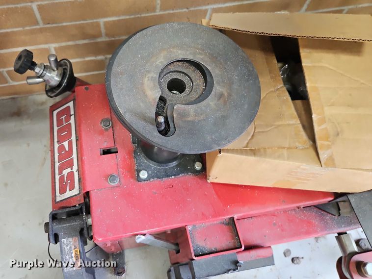 image for item EB8199 Coats 80C tire machine