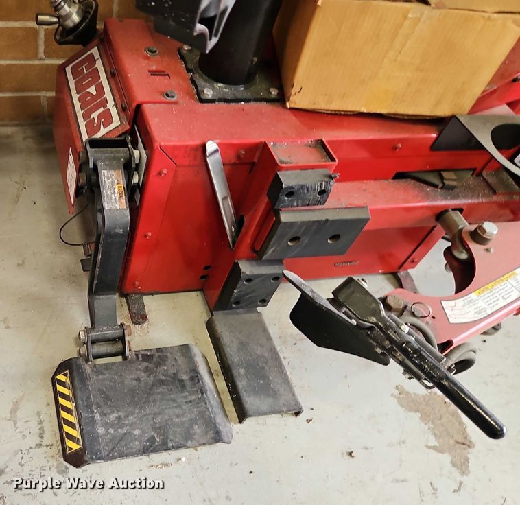 image for item EB8199 Coats 80C tire machine