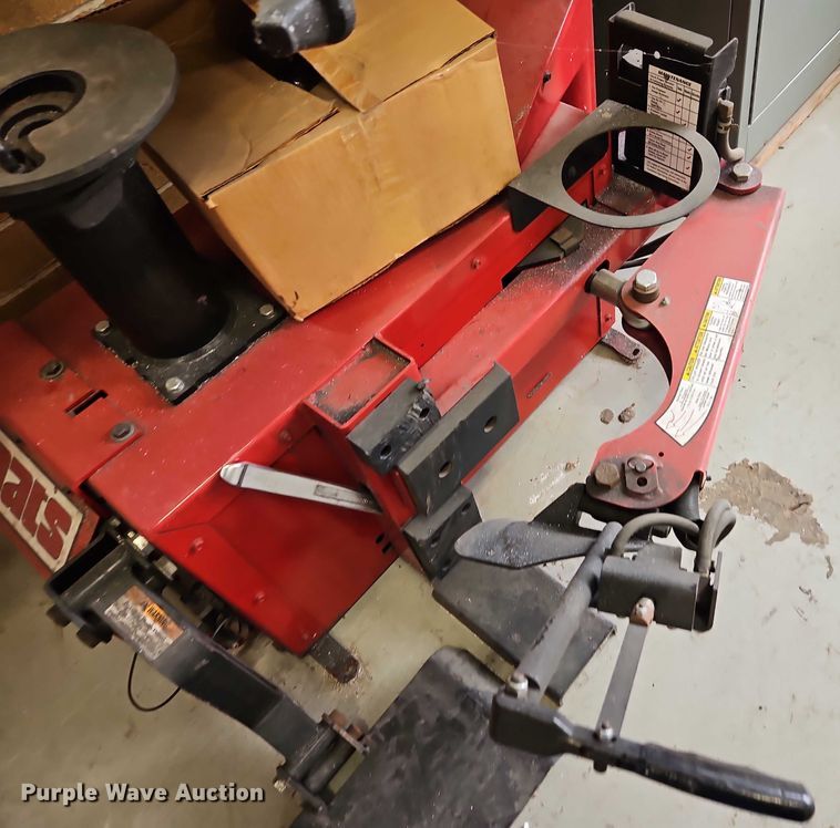 image for item EB8199 Coats 80C tire machine